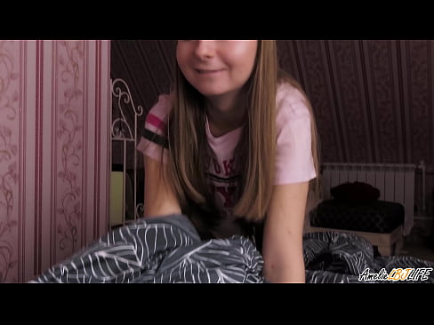 ❤️ Blondie suger BFF's dypt og får sperm i munnen ❌ Superporno på porno no.hentai-for.ru ❤