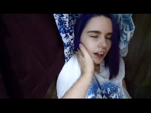 ❤️ Fant min søster i skapet og hjalp henne med å komme ❌ Superporno på porno no.hentai-for.ru ❤